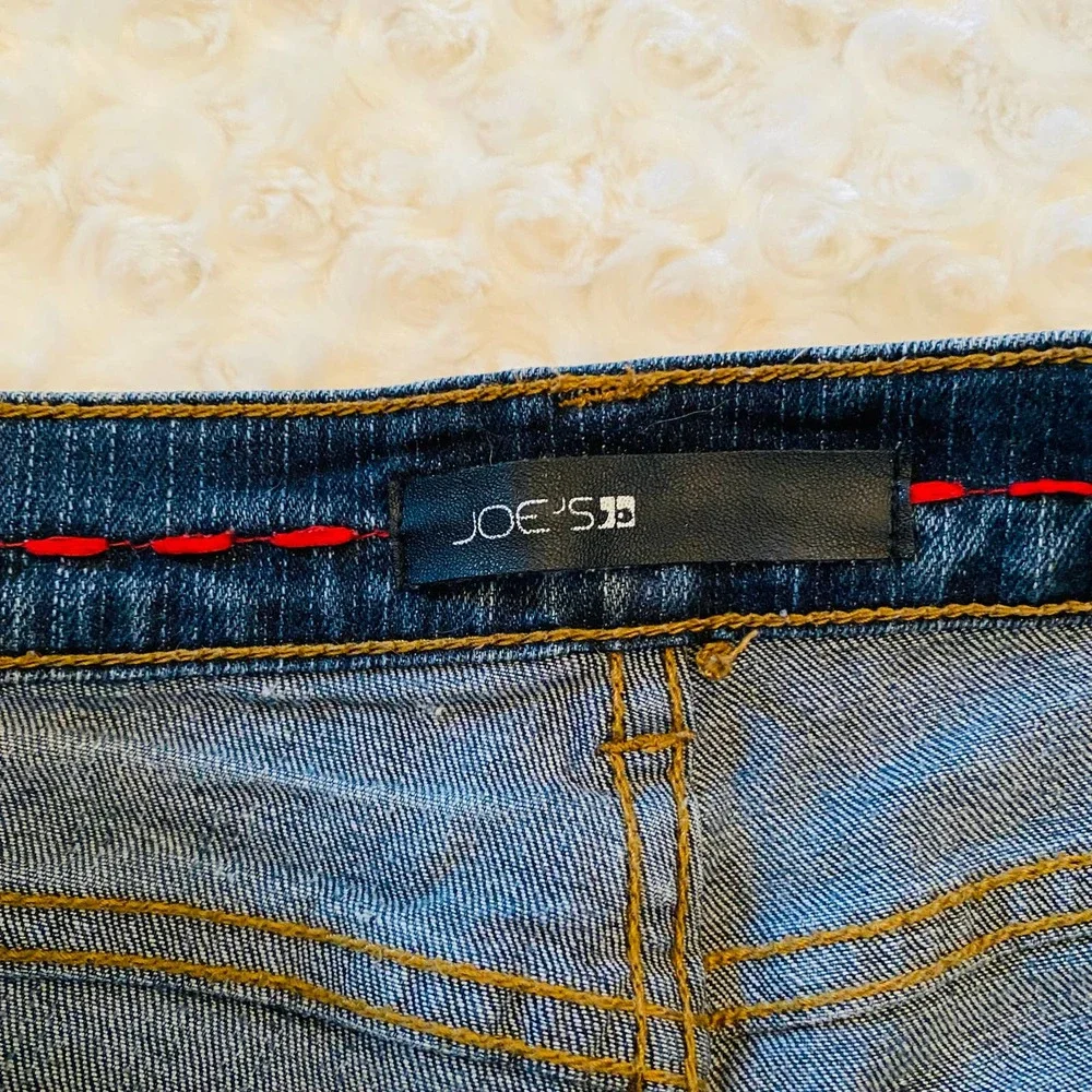 Joe's Jeans Distressed Paint Splattered Dark Denim Jeans - Picture 5 of 8